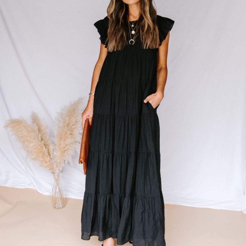Karmen pocketed maxi
